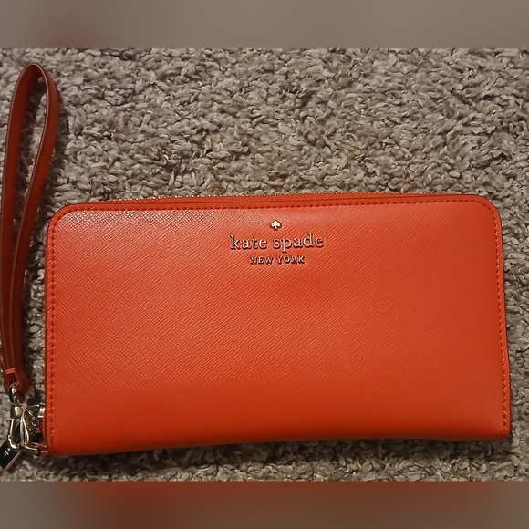 👜 Kate Spade Zip-Around Wristlet Wallet – Red-Orange / Poppy - Picture 6 of 7